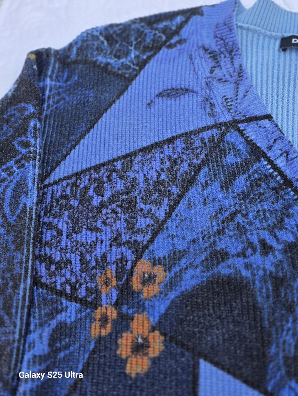Desigual Artsy Bohemian Print Patchwork V-Neck Sweater Blue EUC SZ LG - Picture 12 of 15